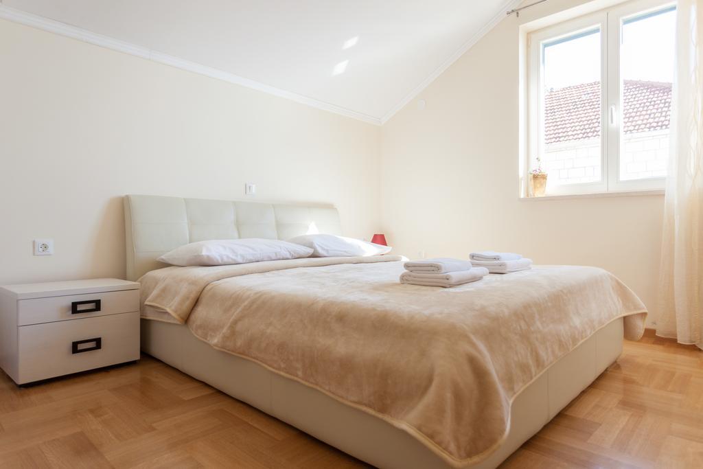Ater A8 Apartment